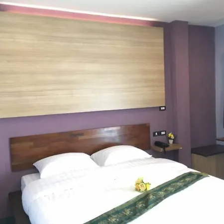 Genoa Hotel